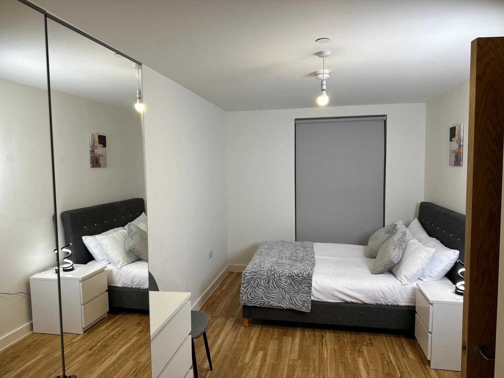 Luxury 2-Bed High-Rise In Manchester With Parking Buitenkant foto