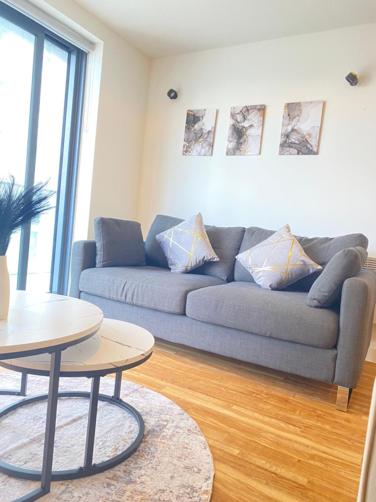 Luxury 2-Bed High-Rise In Manchester With Parking Buitenkant foto
